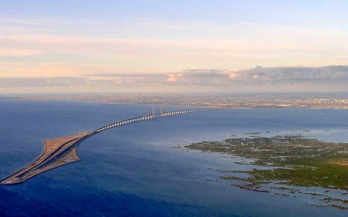 Эресуннский мост – самая длинная «совмещенная» конструкция, «исчезающая» под морской гладью Интересное